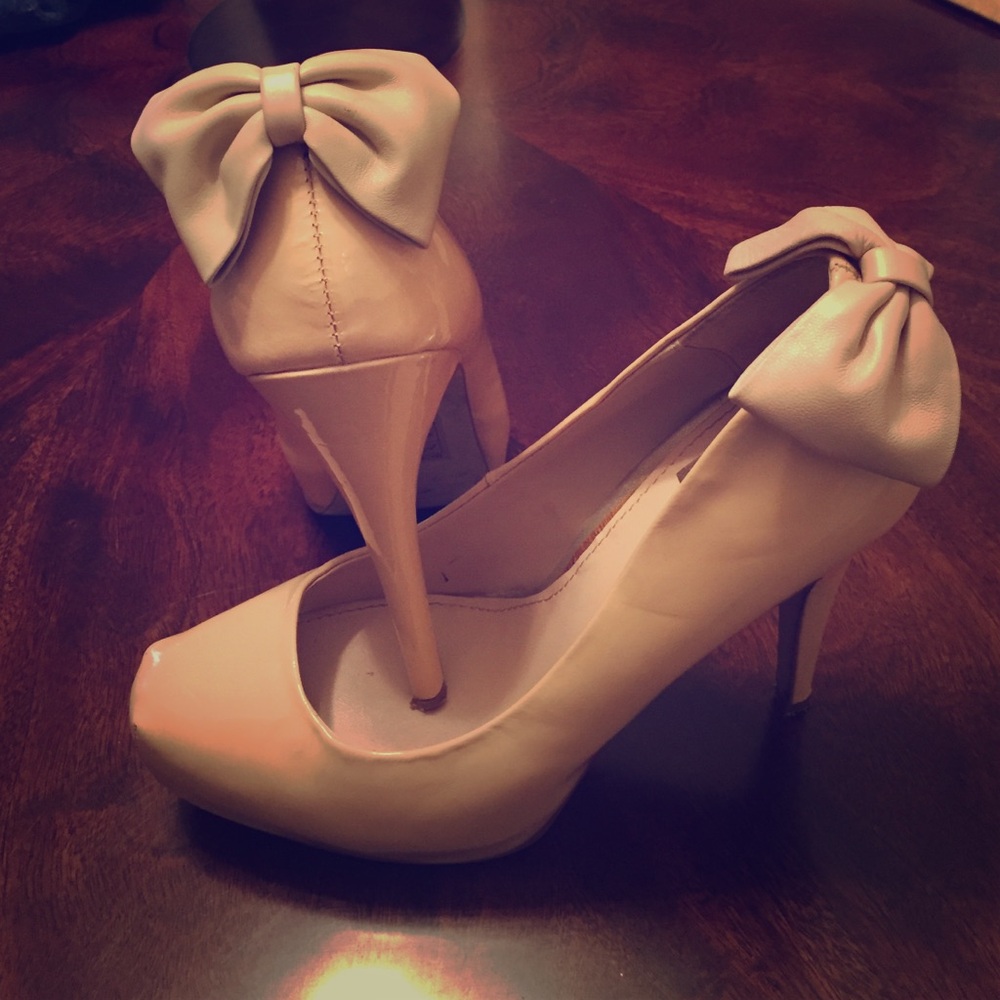 🔴 DV by Dolce Vita blush bow pumps